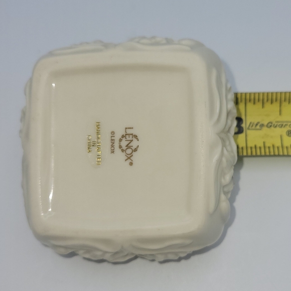 Vintage Lenox Porcelain Hummingbird Trinket Box - Picture 10 of 10